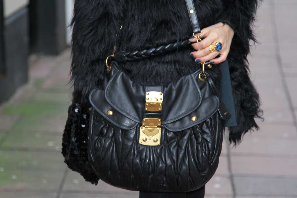 miumiu coffer bag