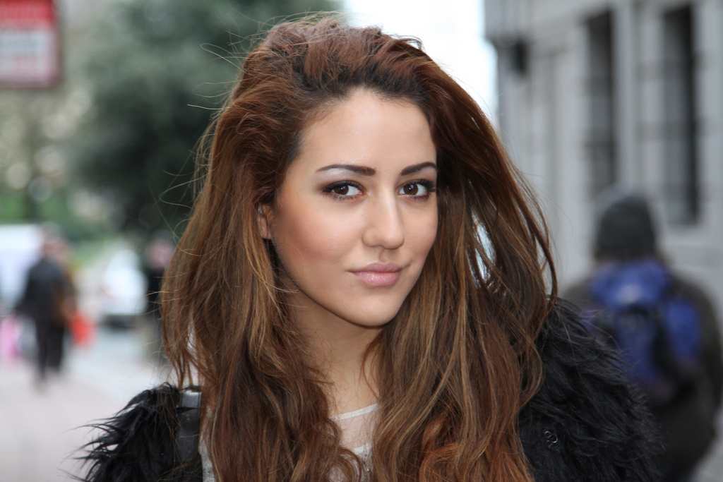 gorgeous beautiful pretty girl