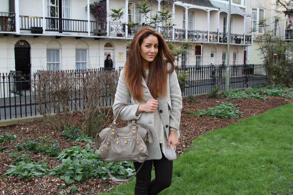 amazing outfit, style, balenciaga, karen millen, seven jeans