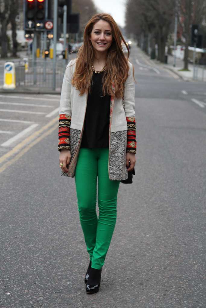 first day outfit, what to wear to dinner date,
