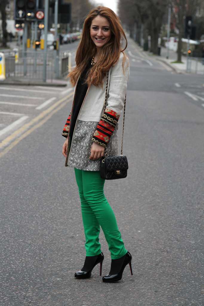 green jeans, how to wear, coat, chanel bag, outfit, blog, fashion