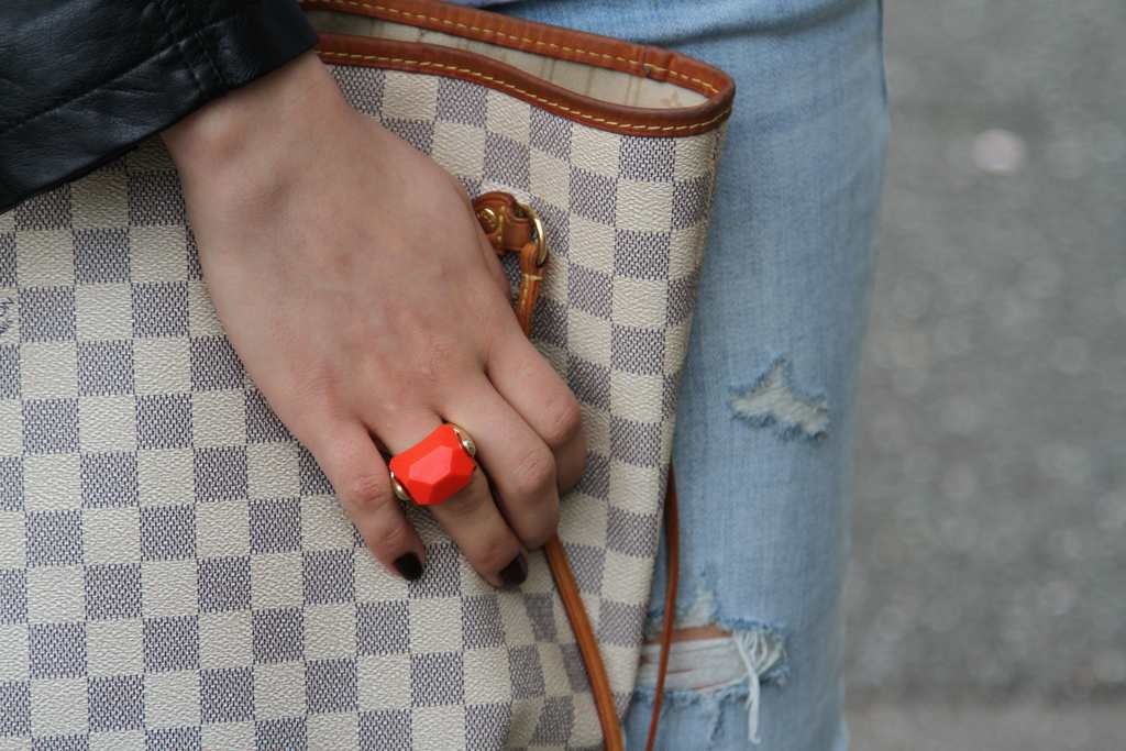 gorgeous red ring