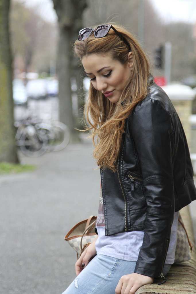 leather jacket how to wear