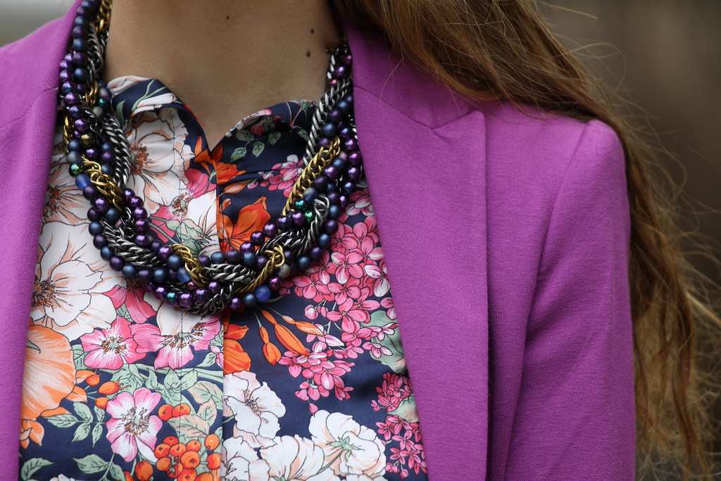 nineteen pieces, floral shirt, amazing outfit, purple blazer