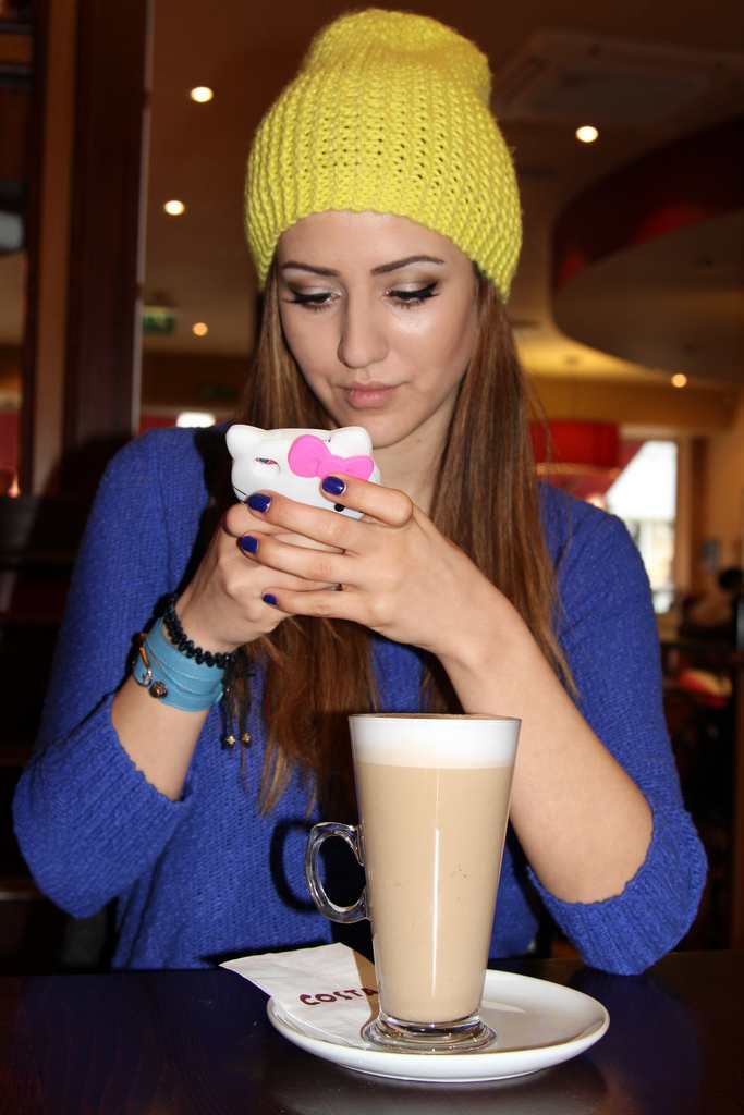 hello kitty phone case, pretty, cute, pink