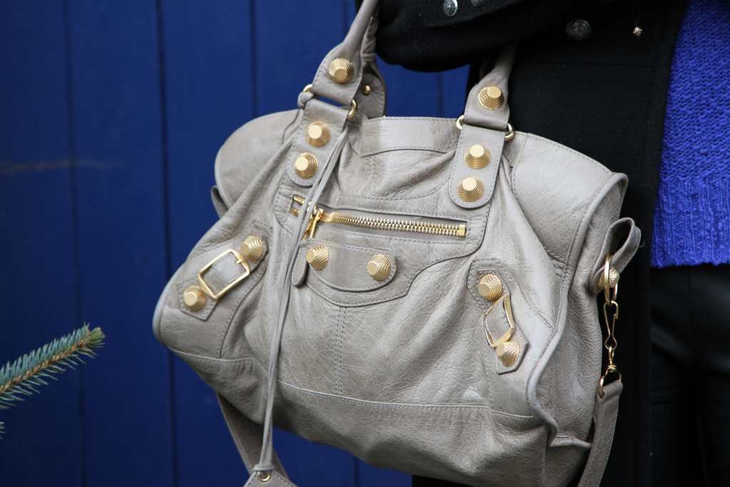 balenciaga giant part time grey