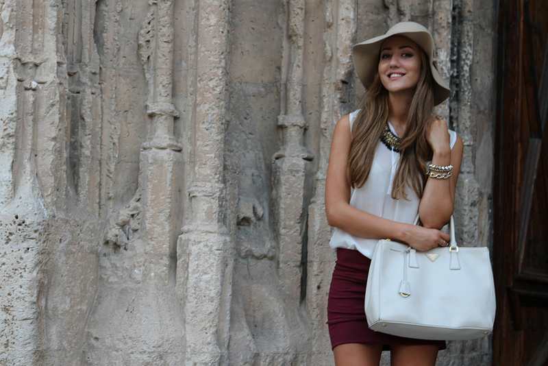 mallorca foord, streetstyle blog, personal style outfit, ootd, valentino shoes, prada saffiano tote, blogger, uk, mallorca, spain, burgundy skirt, white shirt, beige hat,