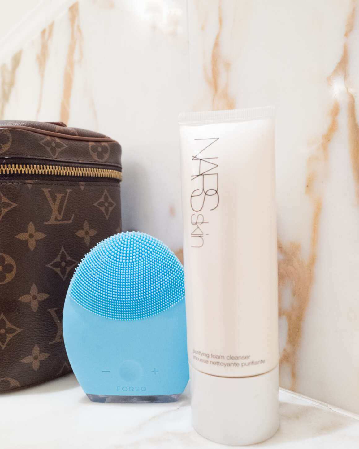 LUNA 2 facial cleansing brush