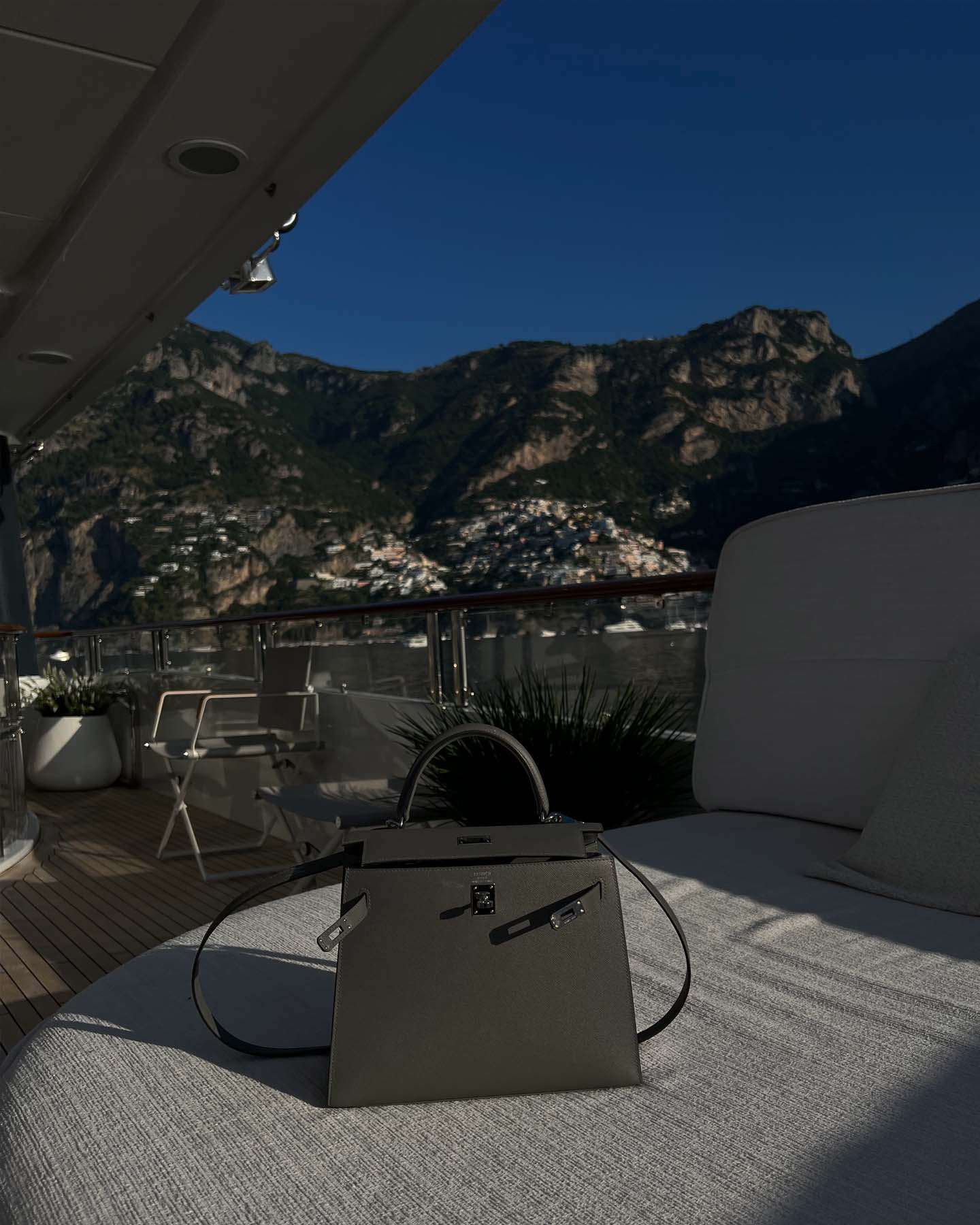 packing-for-a-boat-trip-tamara-kalinic-1