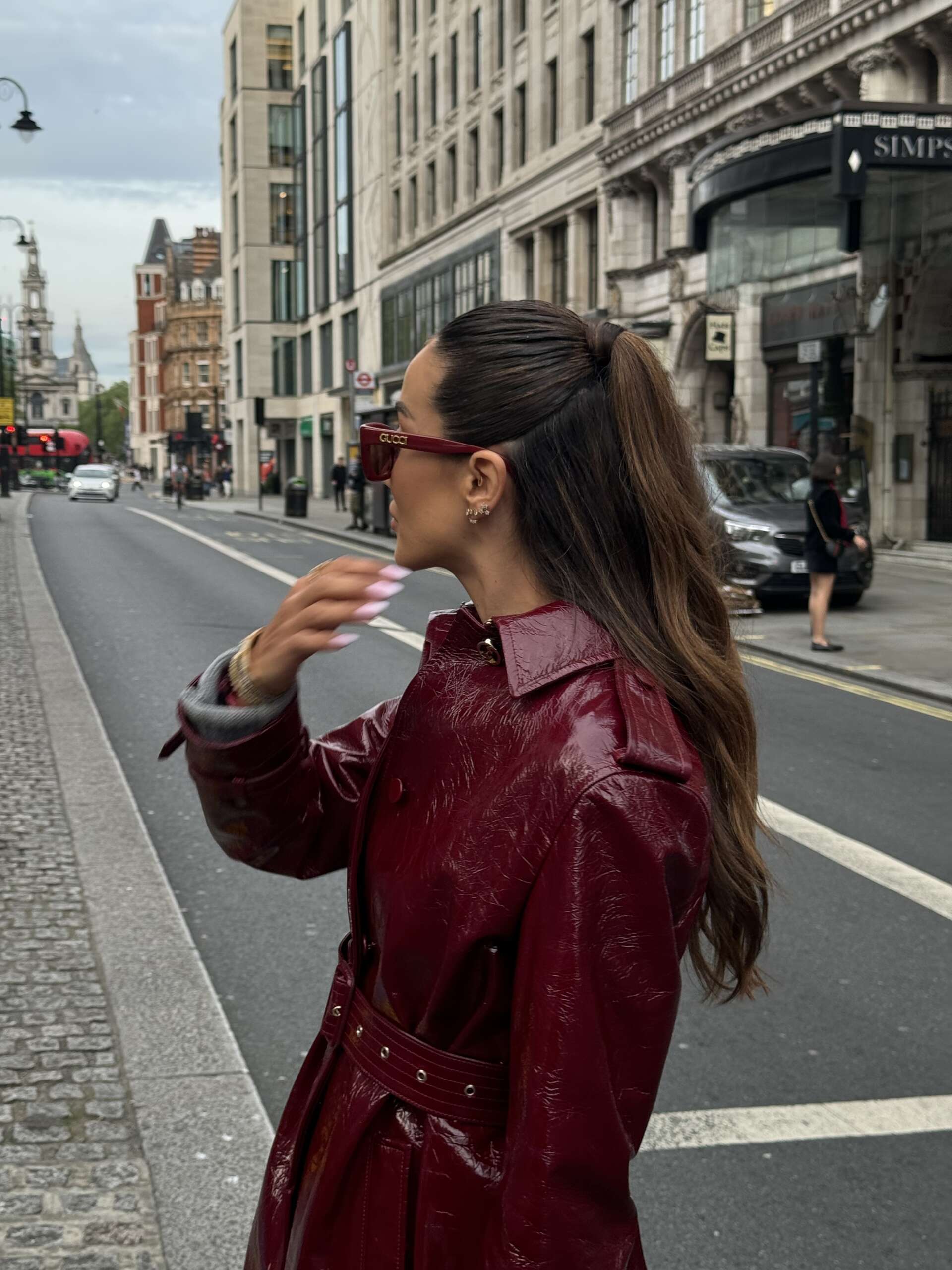 burgundy-looks-tamara-kalinic-10