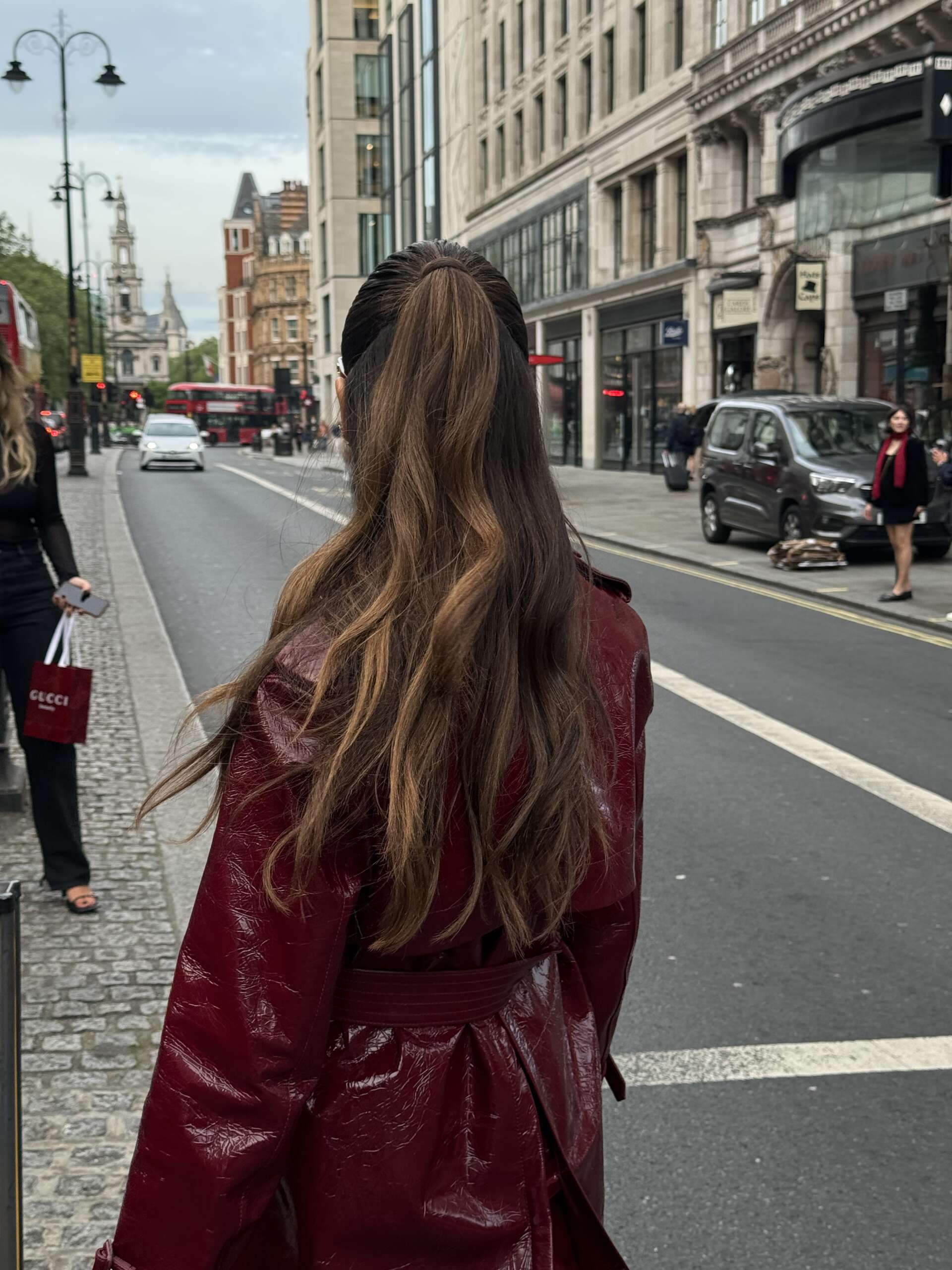 burgundy-looks-tamara-kalinic-12