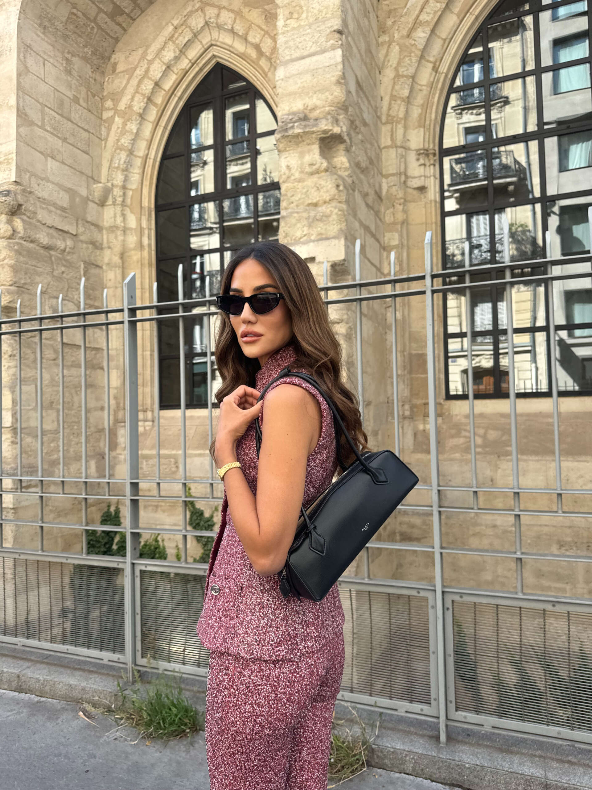 burgundy-looks-tamara-kalinic-14