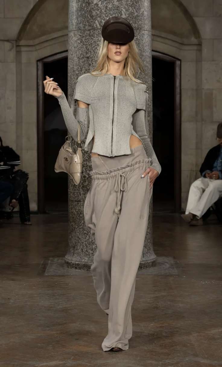 LFW-trends-tamara-kalinic-cutouts-KNWLS