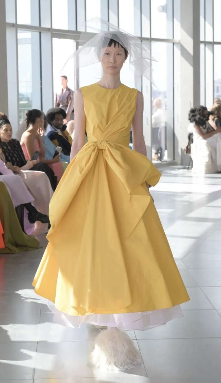 LFW-trends-tamara-kalinic-poodle-roksanda-1