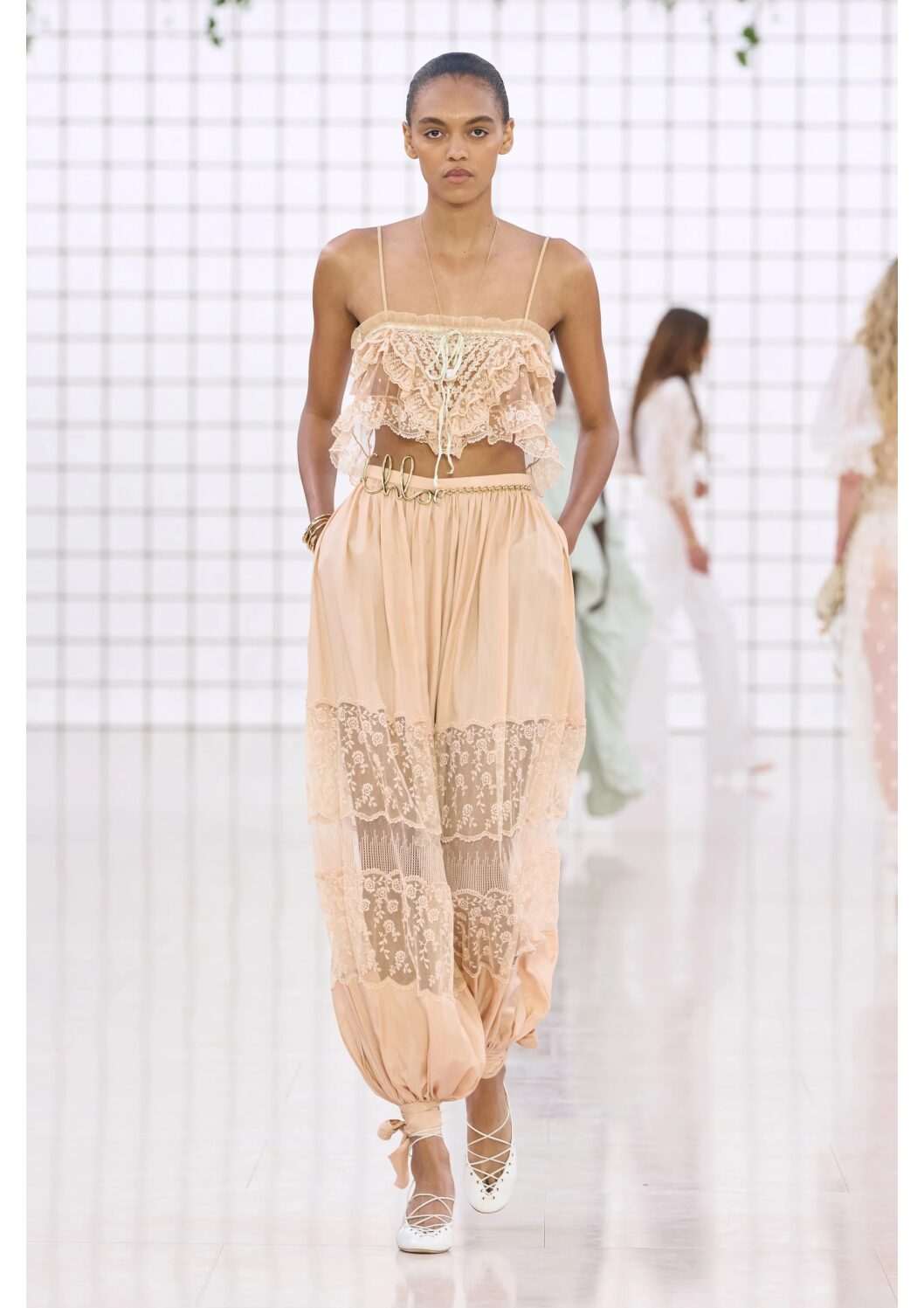 PFW-SS25-trends-tamara-kalinic-capri-chloe