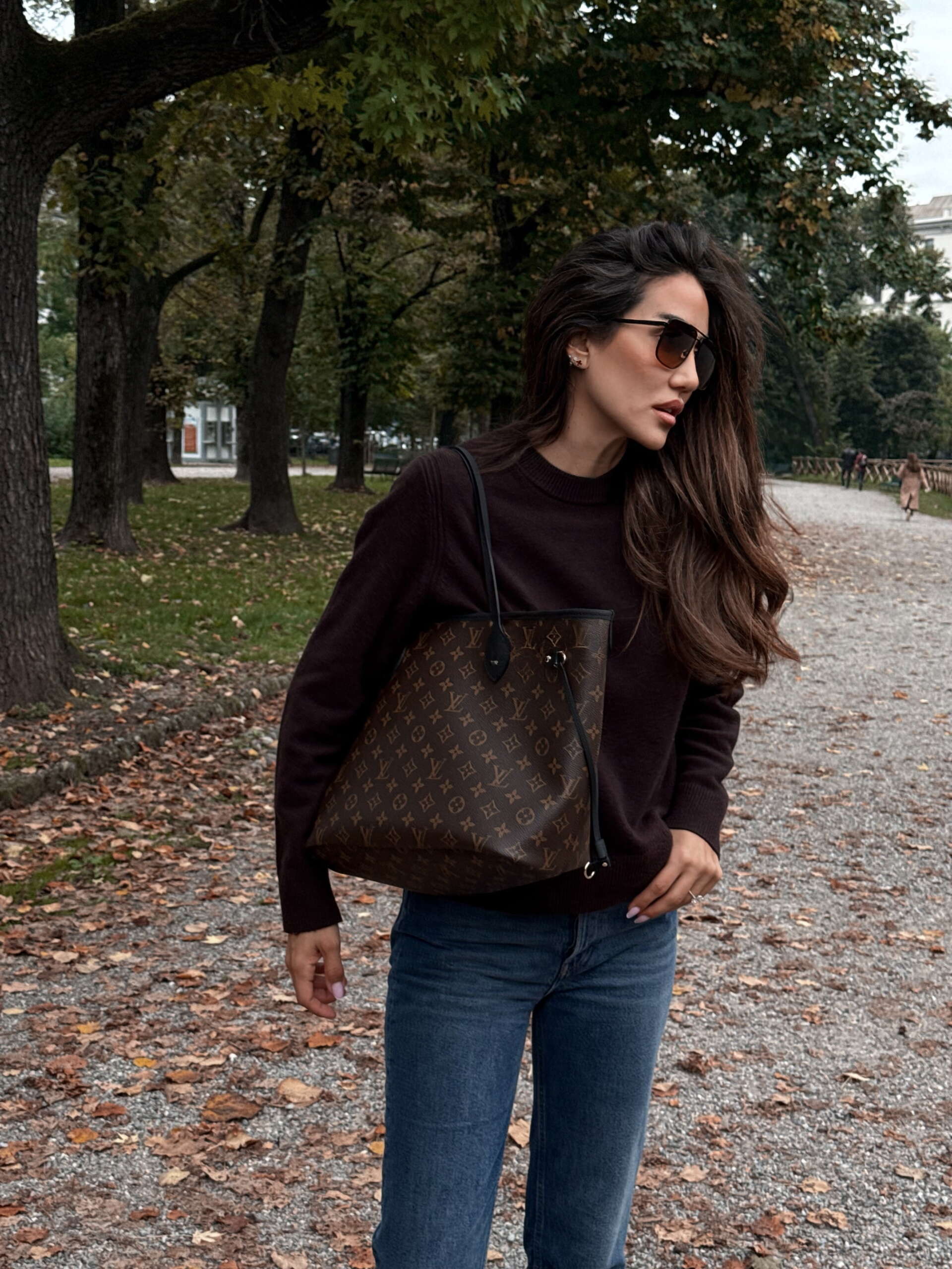 LV-neverfull-inside-out-tamara-kalinic-2
