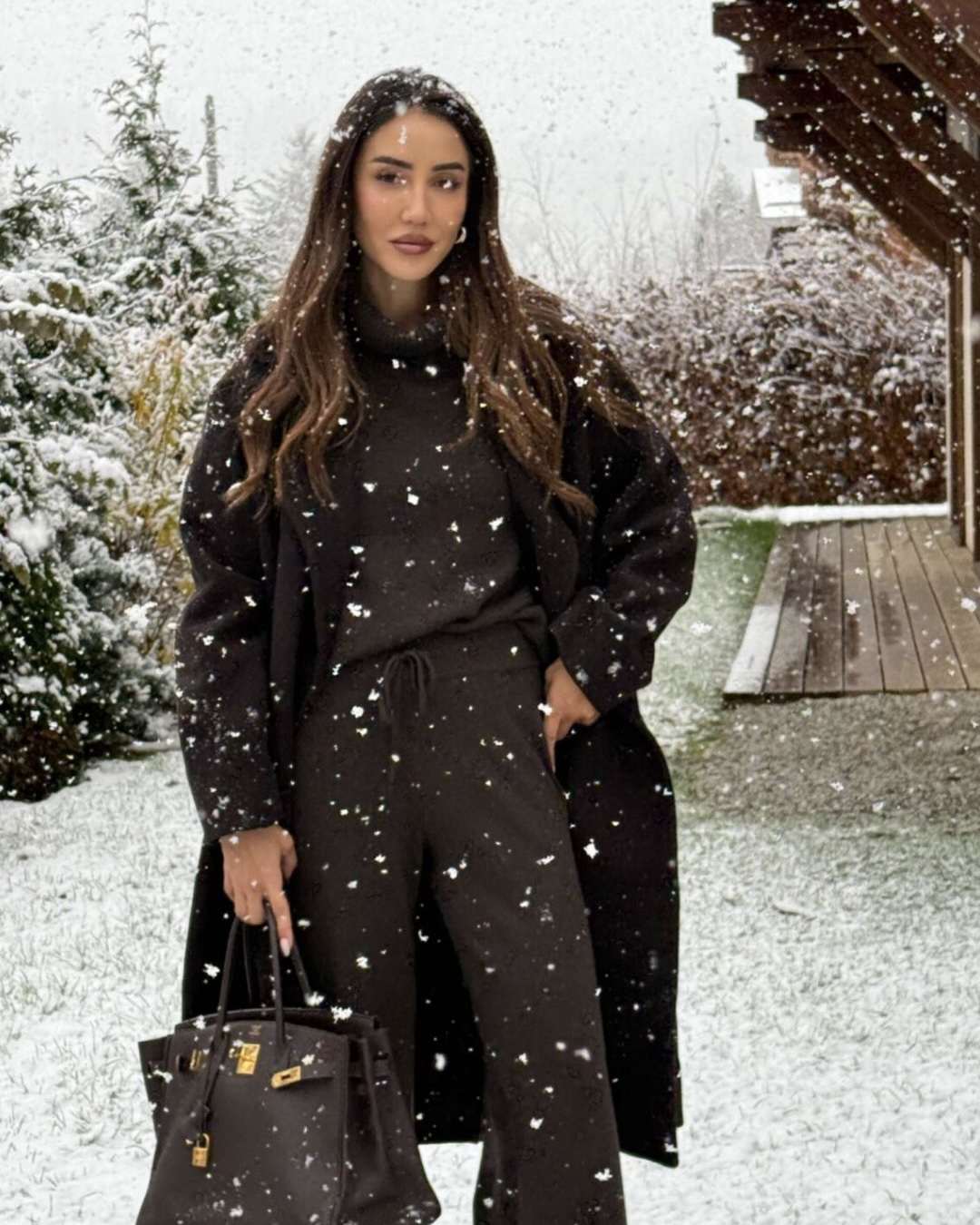 brown-coat-outfits