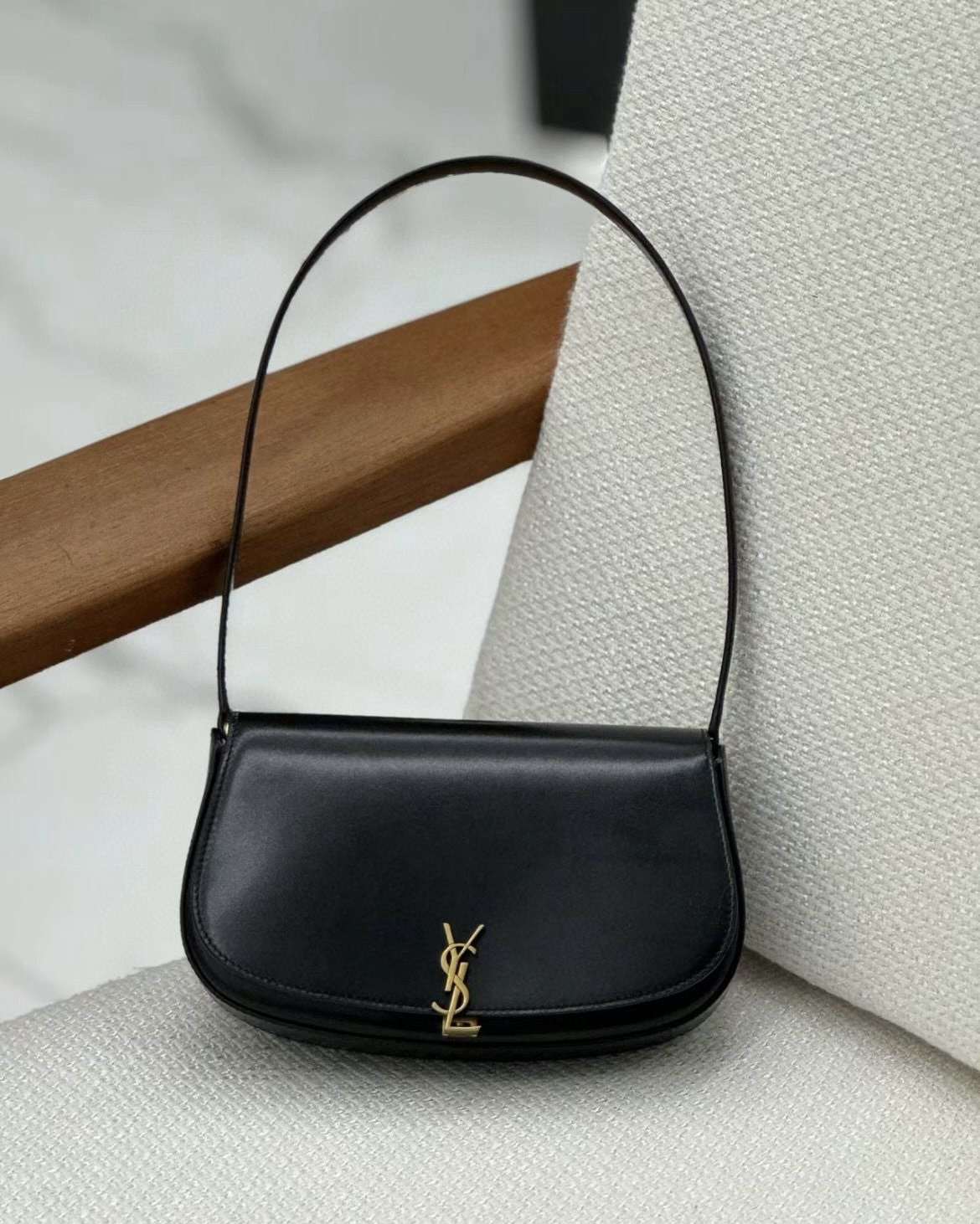 How-To-Choose-Your-First-Designer-Bag