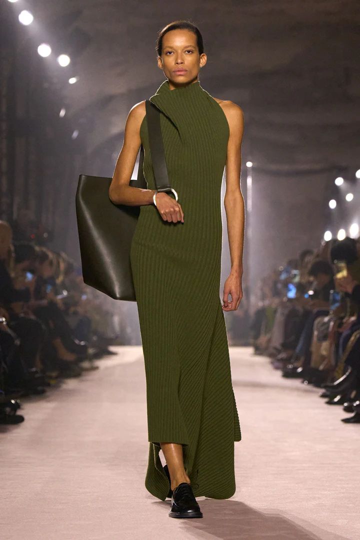 7-Trends-To-Know-From-PFW-AW25