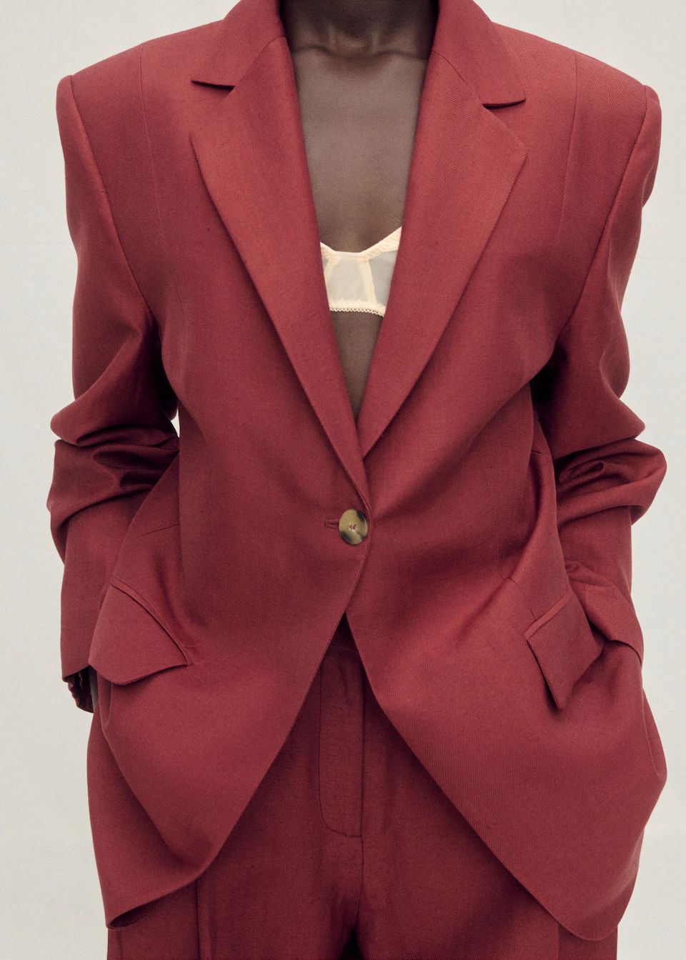 Stylish-Pieces-for-Spring-Under-140€