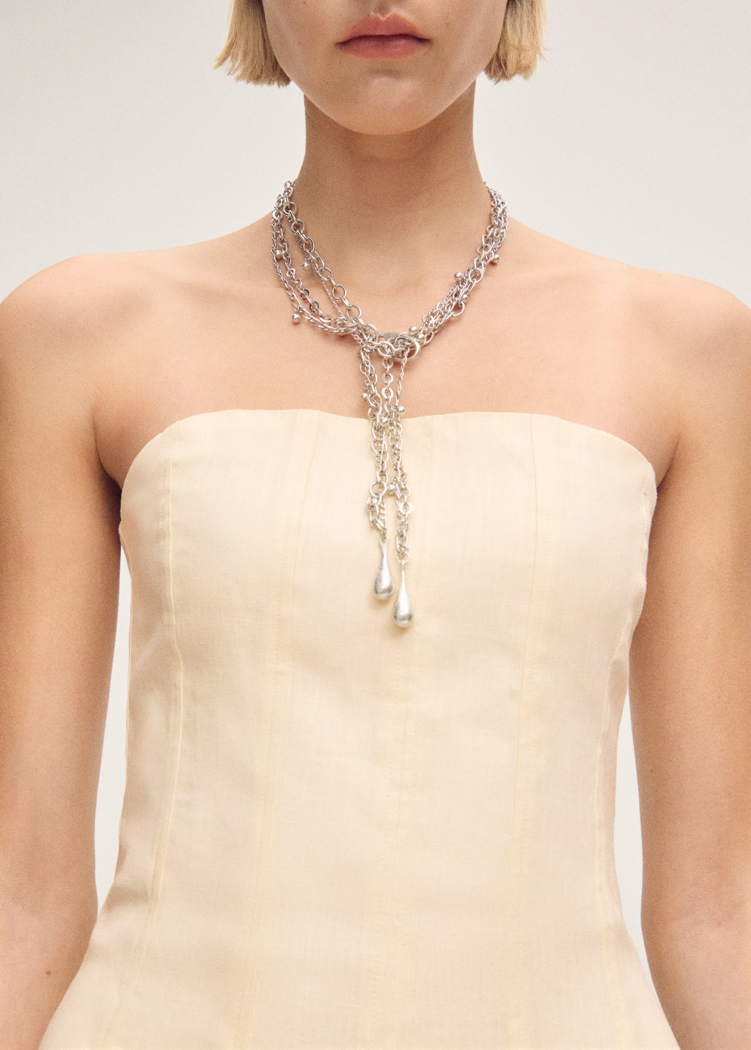 Stylish-Pieces-for-Spring-Under-140€