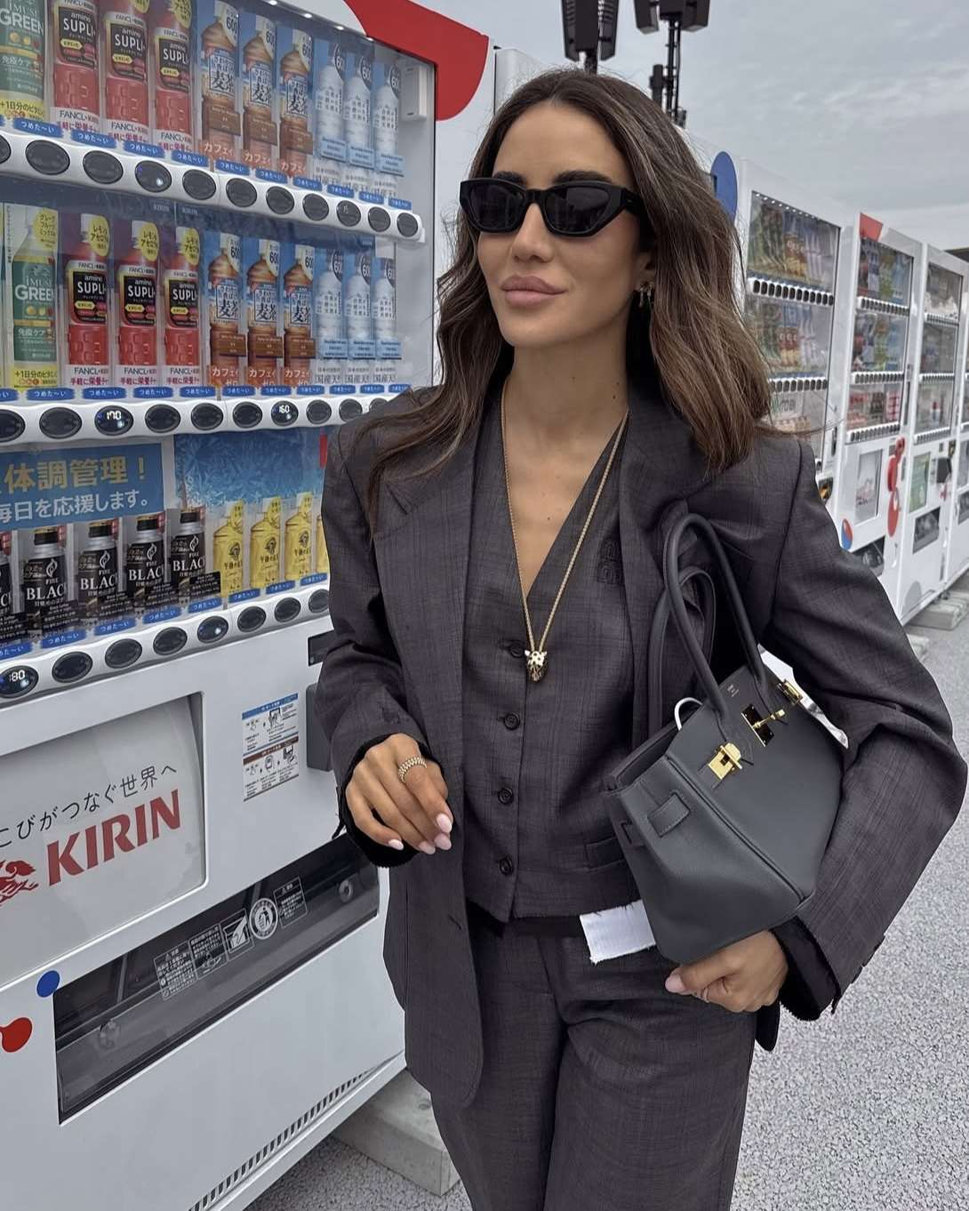 What-to-Wear-in-Tokyo-Outfit-Ideas