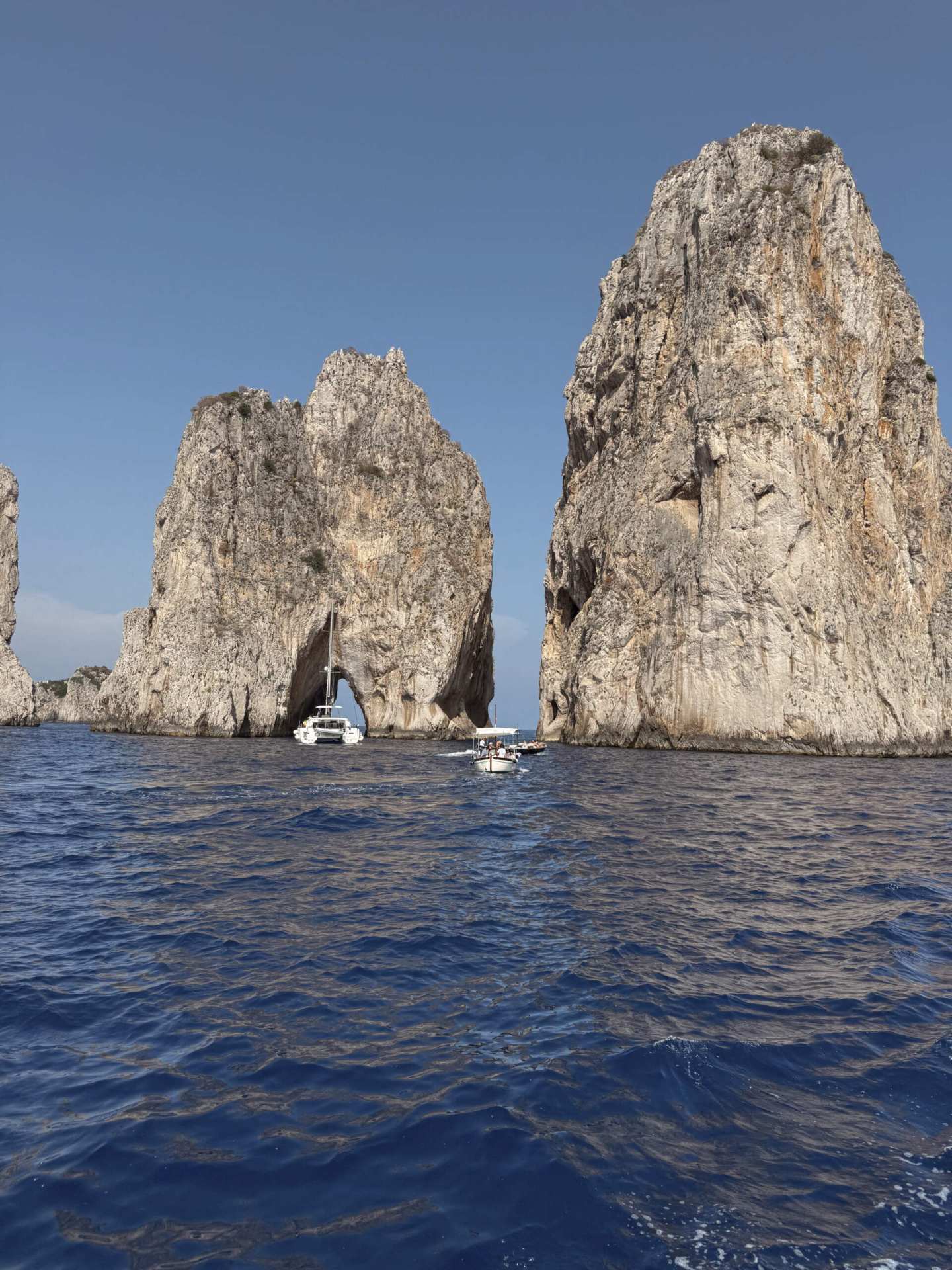 Capri-Restaurant-Guide