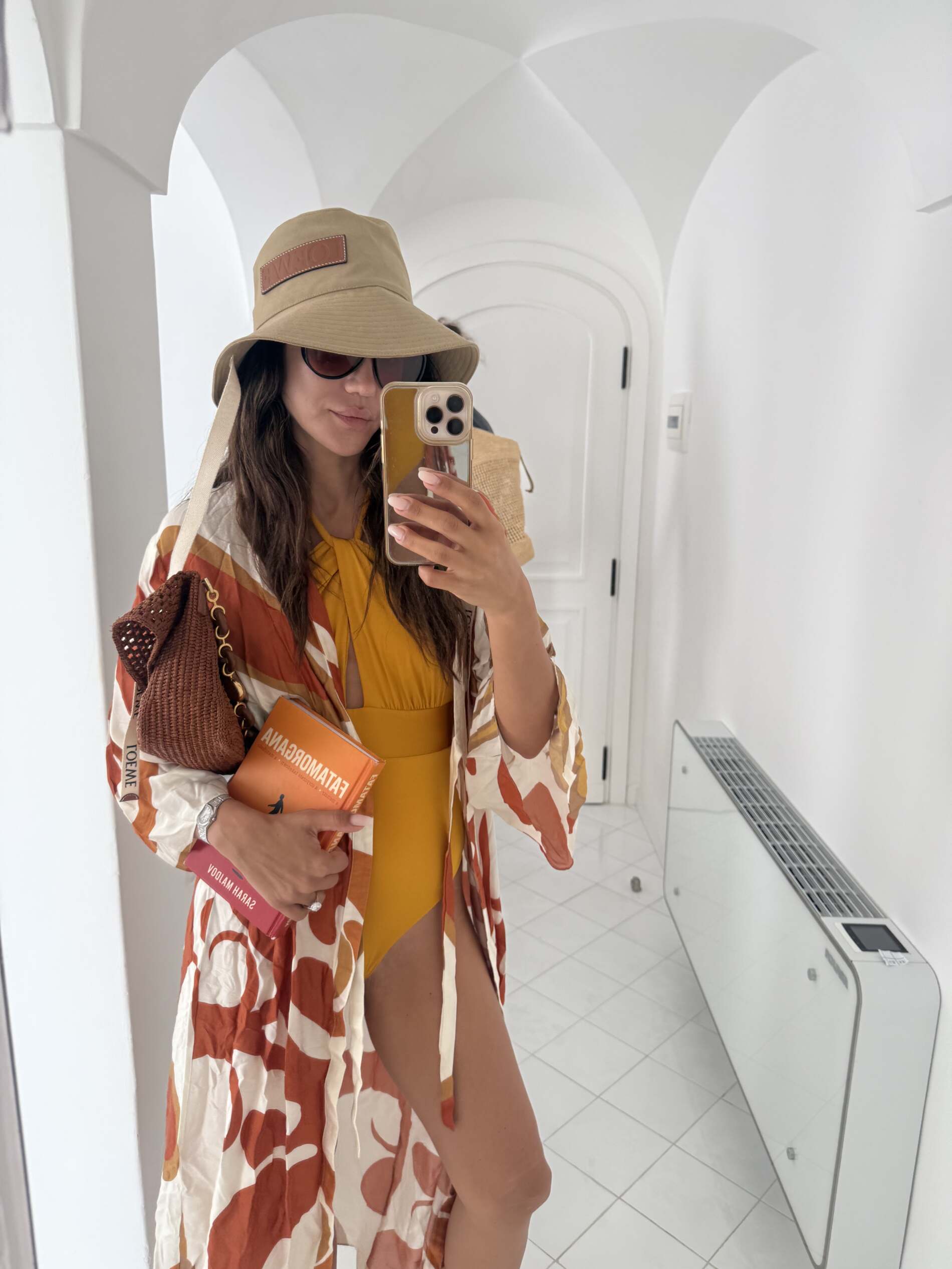 Accessories-That-Makes-Summer-Outfits-Pop