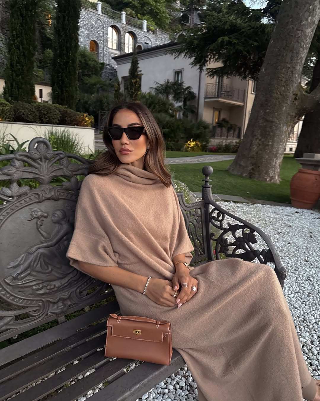 Color-of-the-Year- Autumn-in-Mocha-Mousse