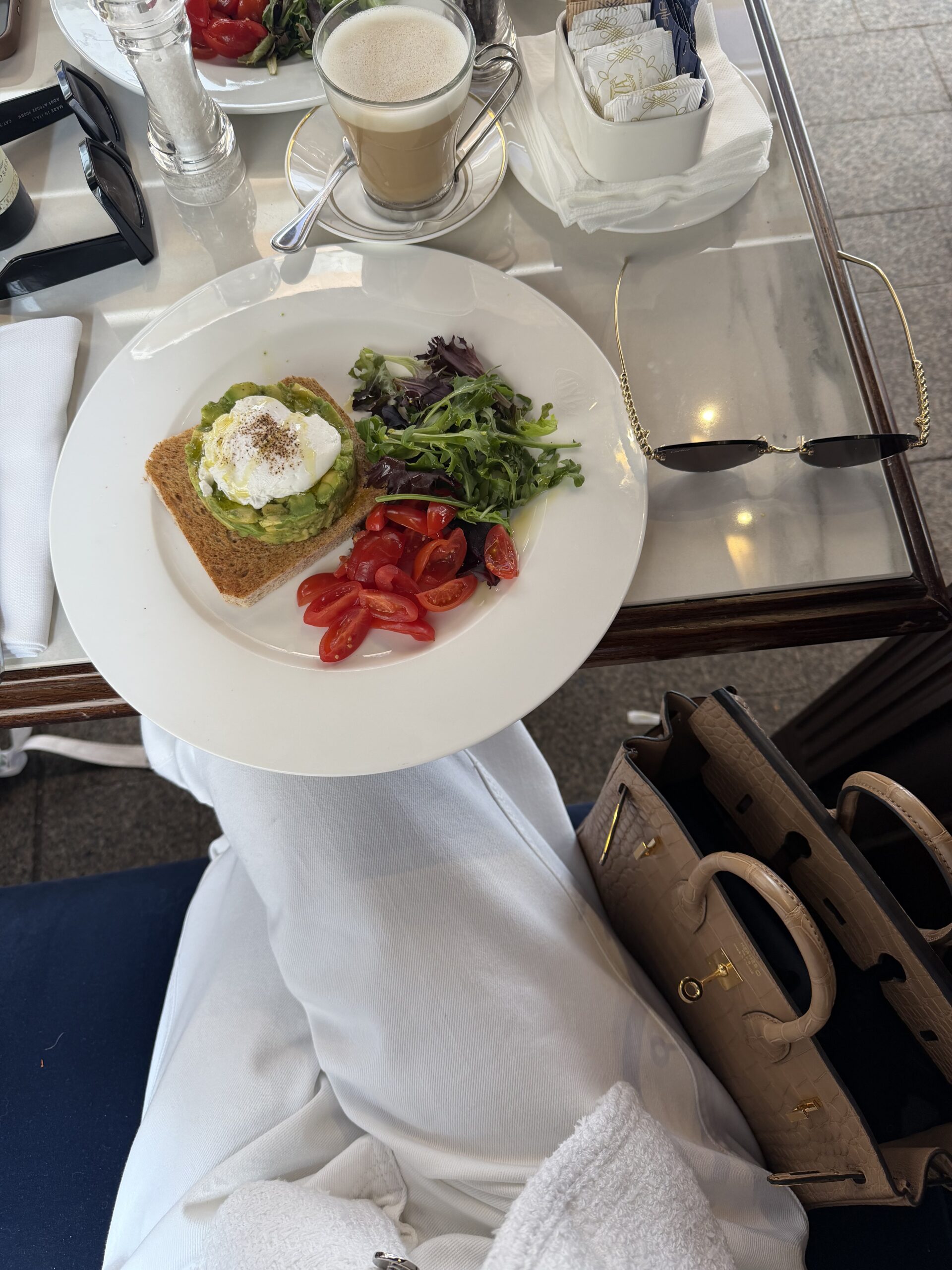 monaco-coffee-spots-guide.jpg