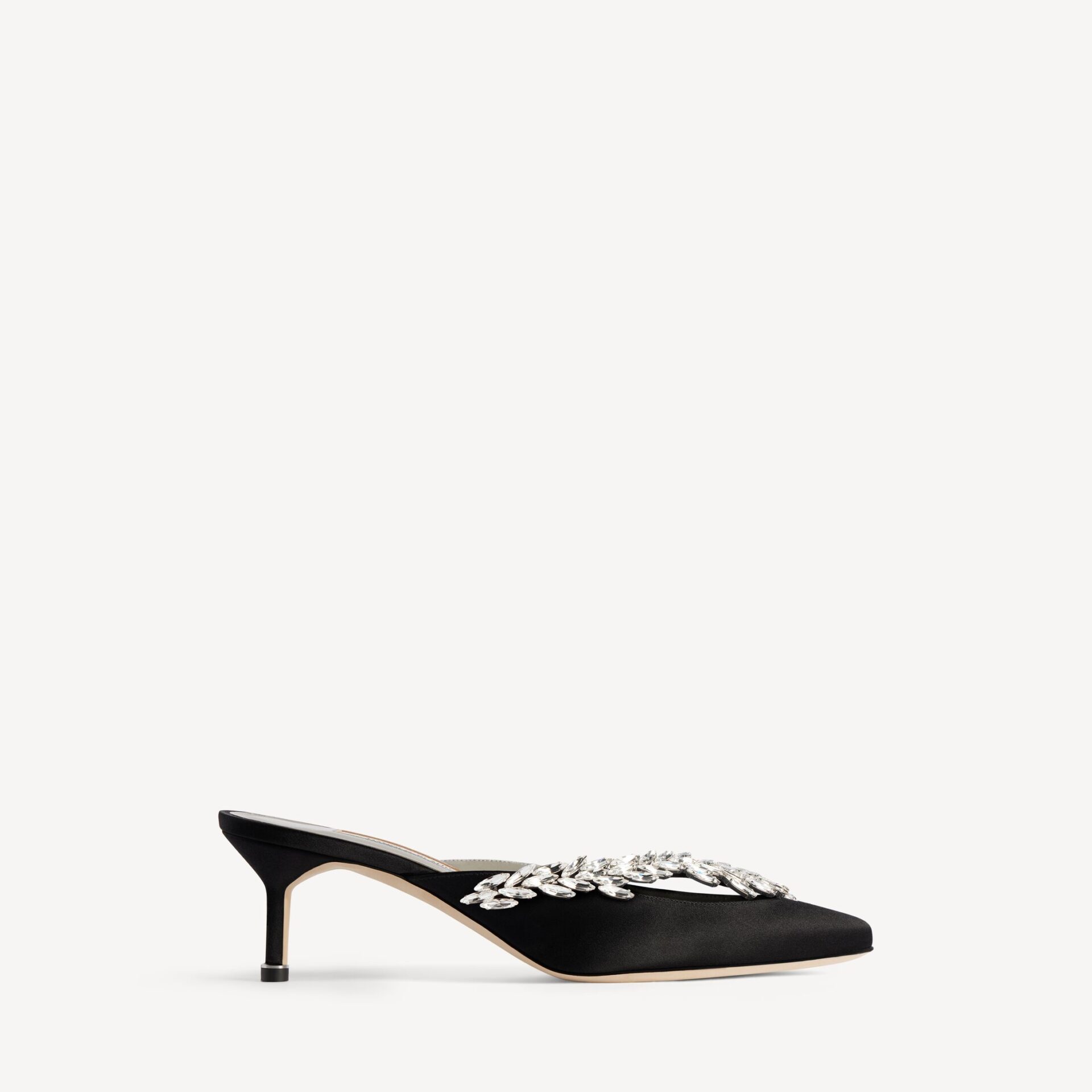 balenciaga-x-manolo-blahnik-heels.jpg balenciaga-x-manolo-blahnik-heels.jpg