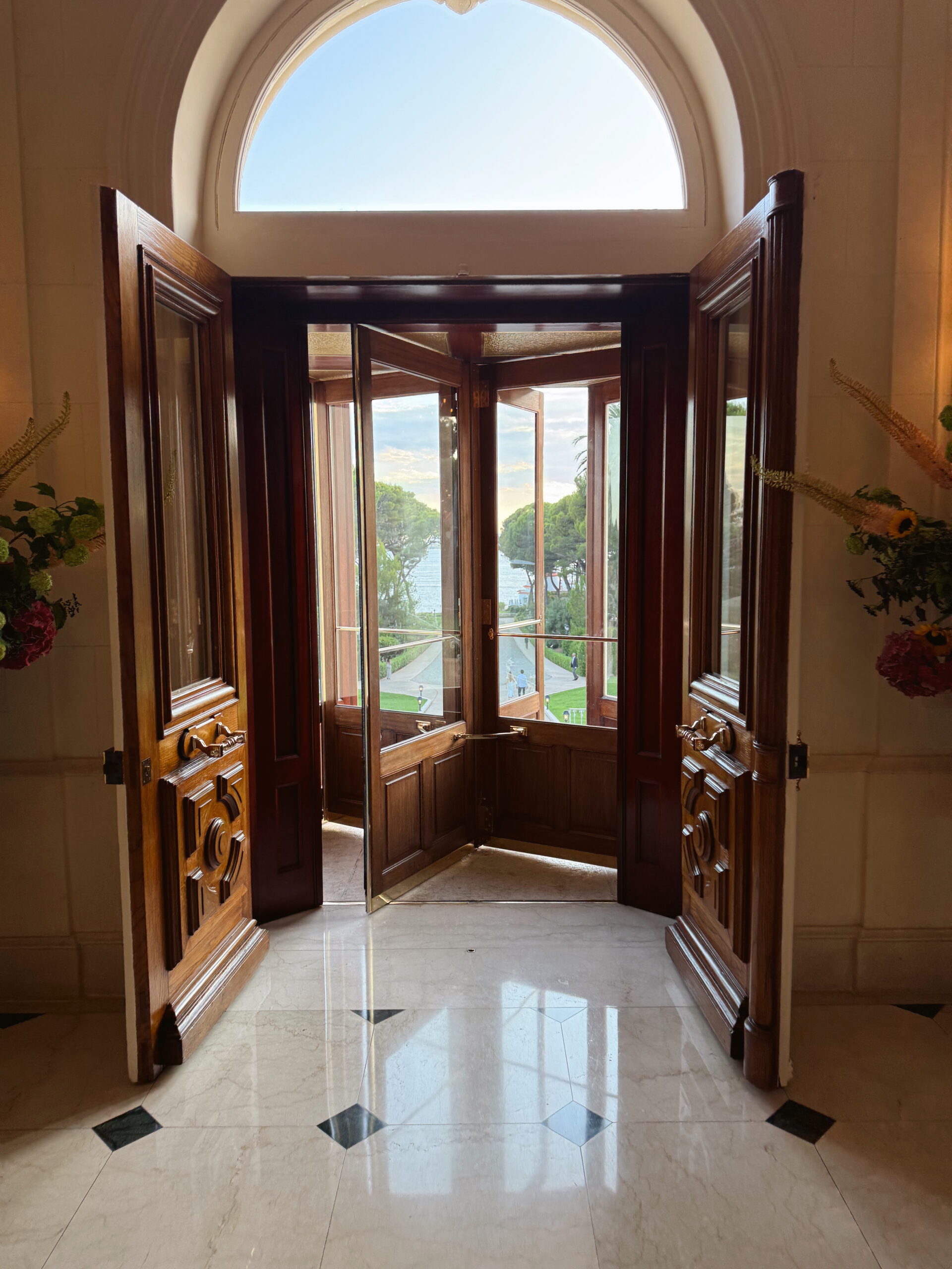 hotel-du-cap-eden-roc-french-riviera.jpg