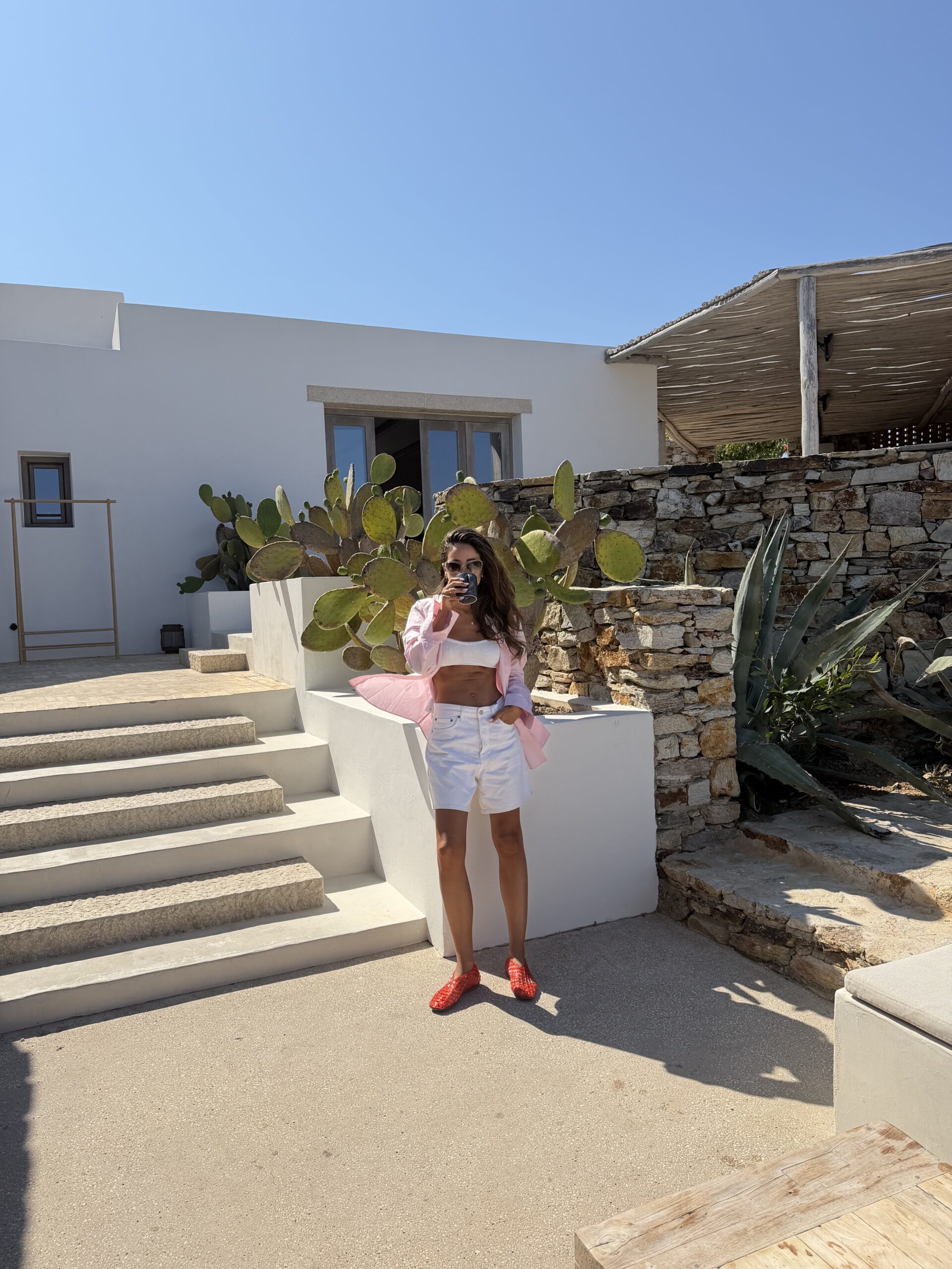 the-rooster-antiparos-hotel.jpg