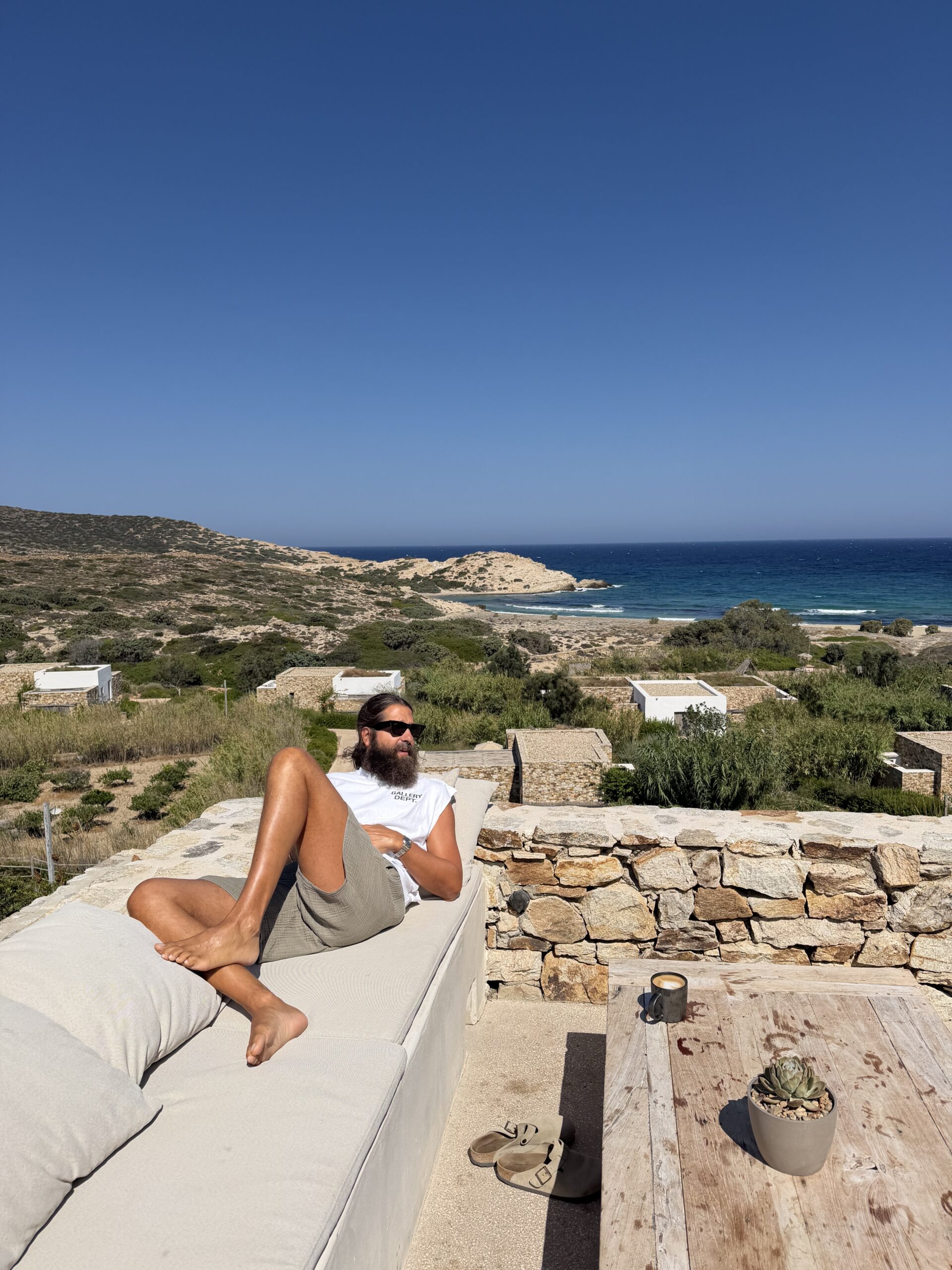 the-rooster-antiparos-hotel.jpg